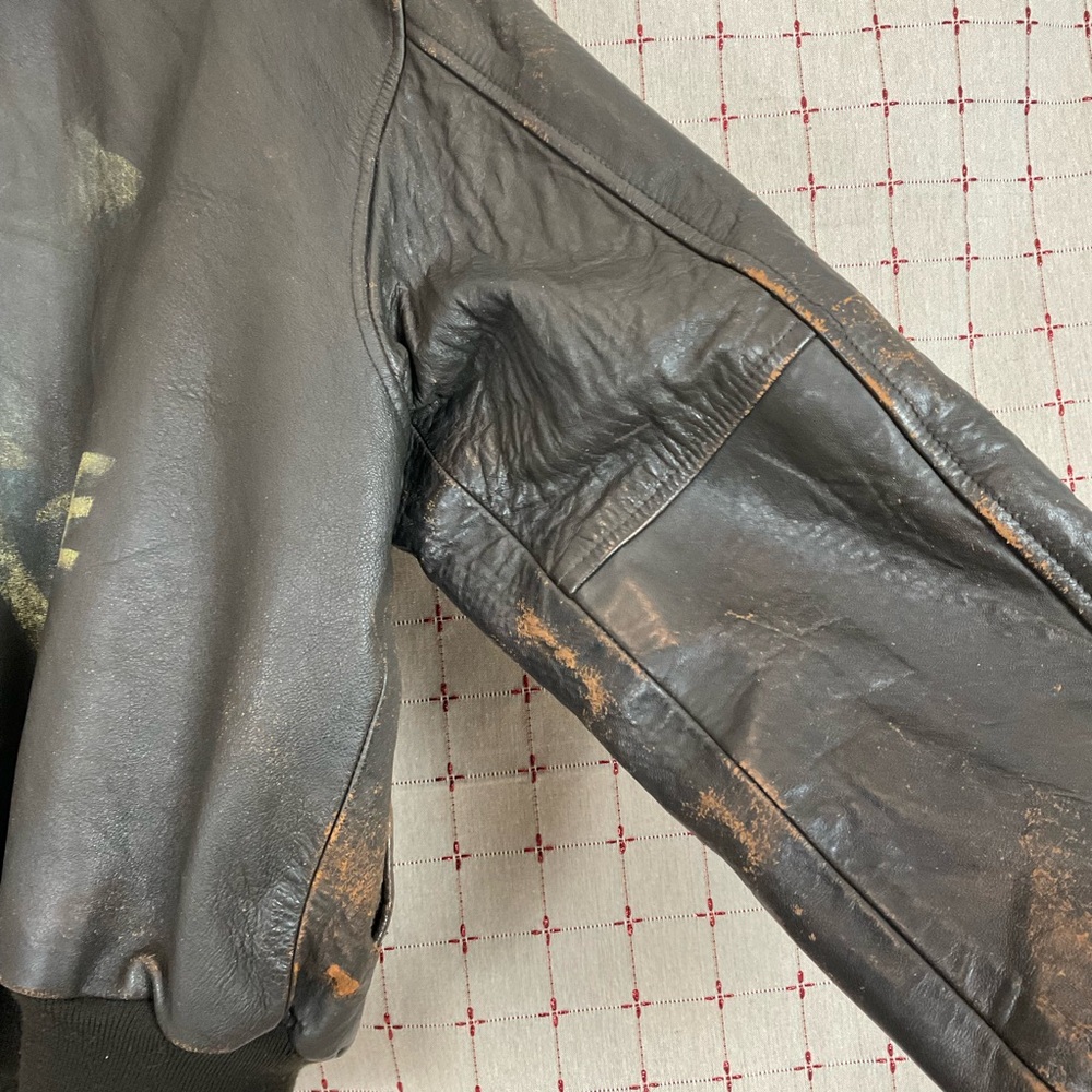 Vintage Avirex Jack Of All Raids Sack Time Nose Art A2 XL Leather Bomber Jacket - Picture 9 of 16